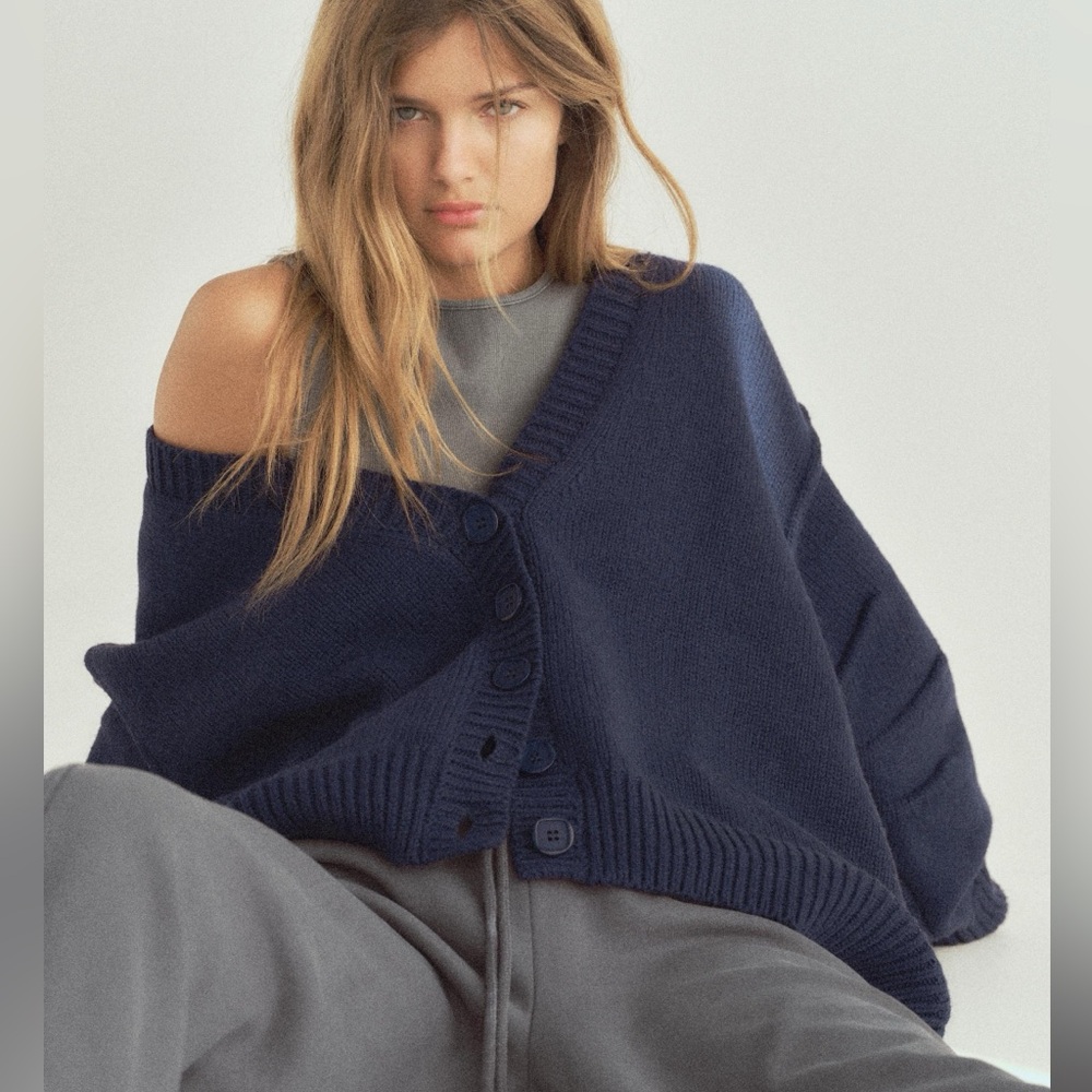 Zara Pleated Sleeve Knit Cardigan - Picture 9 of 15